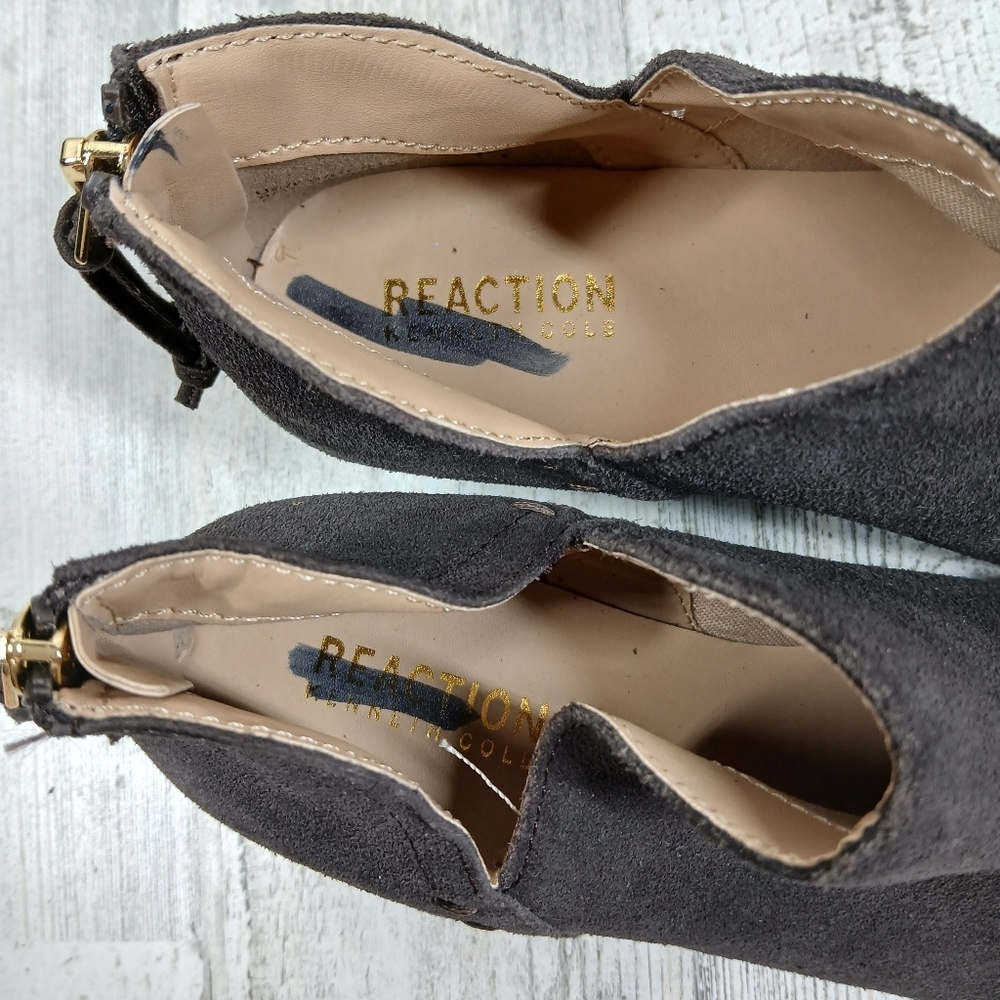 Kenneth Cole Reaction‎ Women's Suede Side Skip Gray Brown Suede Ankle Boots #523 - Picture 10 of 12